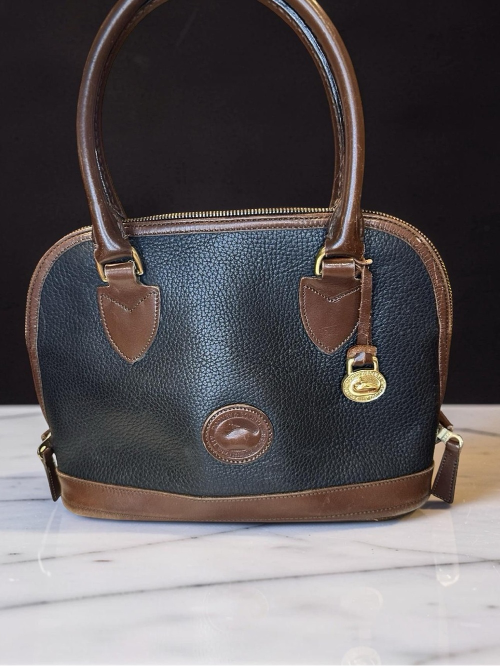 Vintage Dooney & Bourke Leather Dome  Zip top Shoulder bag - late 80’s style